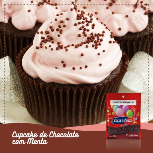 CUPCAKE DE CHOCOLATE COM MENTA