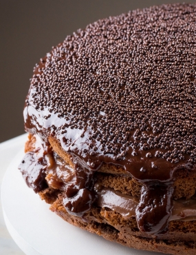 Cobertura Brigadeiro com Confeitos Faça a Festa